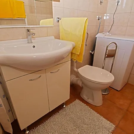 Apartament Fuer 4 Personen Ca 50 Qm In Pula, Istrien Istrische Riviera *