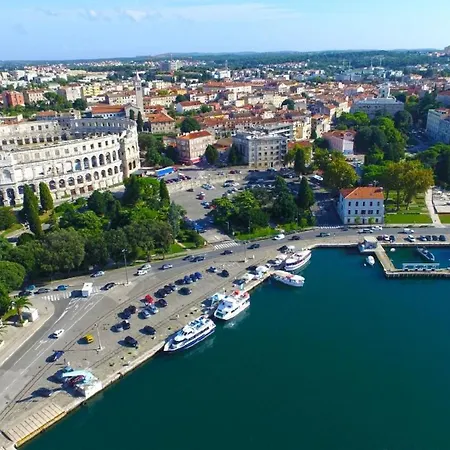 Apartman Fuer 4 Personen Ca 50 Qm In Pula, Istrien Istrische Riviera Póla
